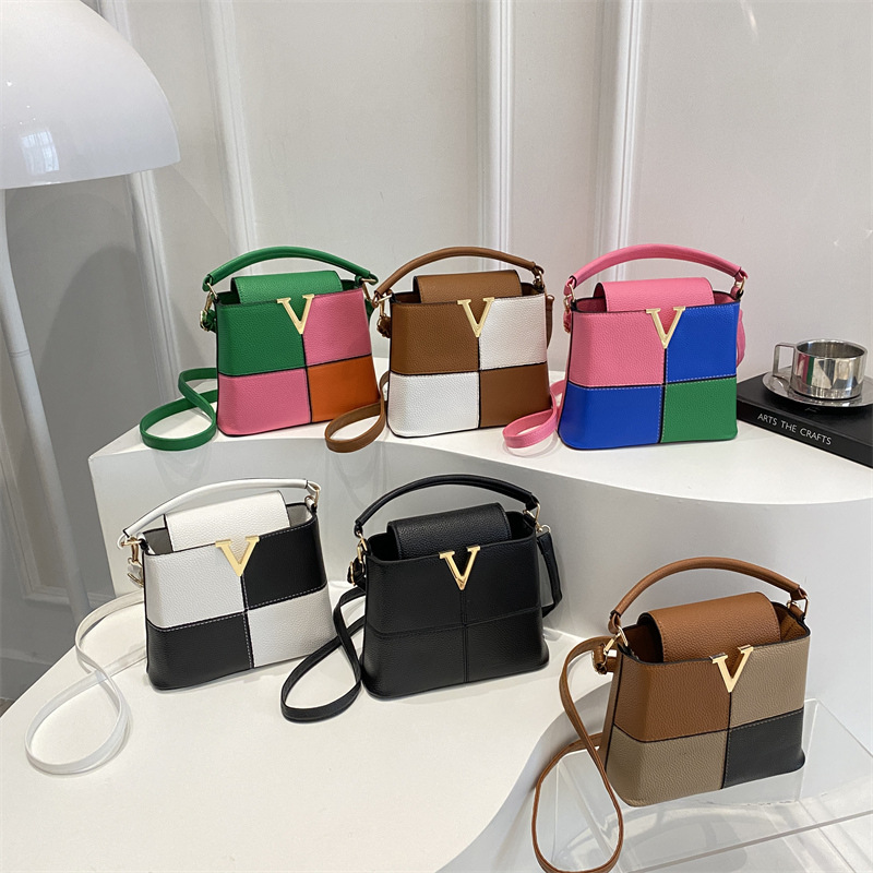 Chic V-Logo Mini Totes Bags Lu - đánh giá và giá Luxury Bags No Logo
