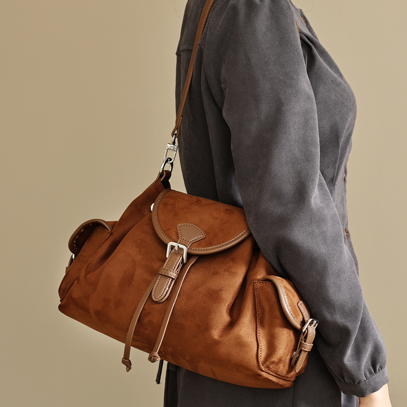 England Style Faux Suede Bags  - đánh giá và giá Luxury Bags England